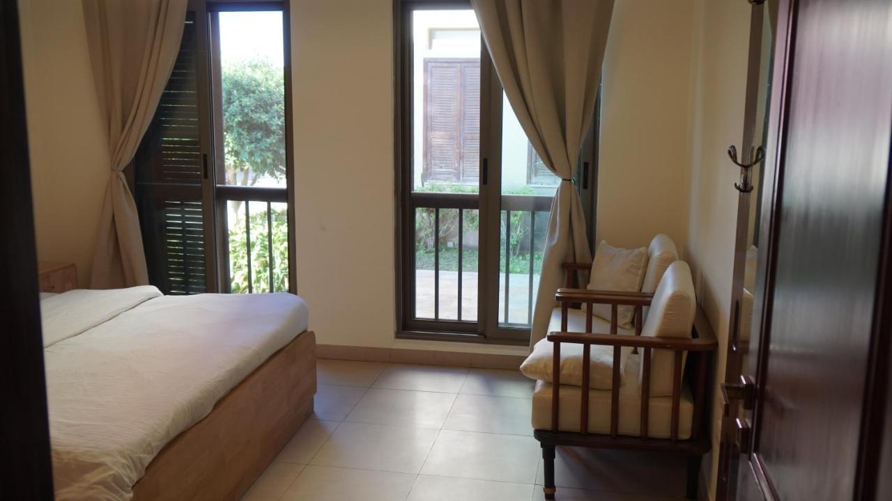 Ground Floor Apartment By Circular Pool In Talabay Aqaba Exterior photo